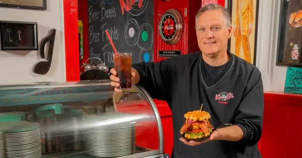 KirbyG's Diner
Old Blue Eyes burger and Froghorn fries. Check it out ...